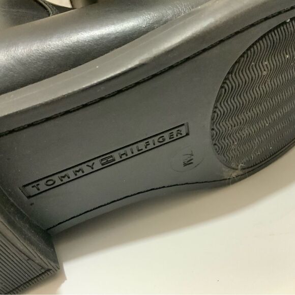 Tommy Hilfiger Women's Shyenne 3 Riding Boot Black Size 7.5 M - Picture 11 of 15